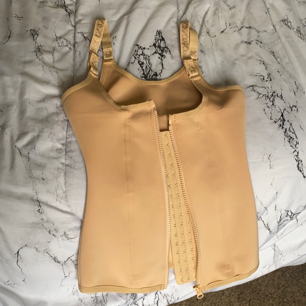 Waist trainer Sz Small